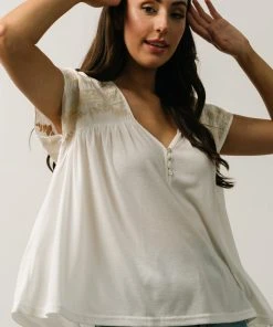IL Boho Lindley Embroidery Top | Ivory