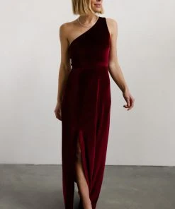 BB Custom Tatiana Velvet One Shoulder Maxi Dress | Merlot Dresses 28 BB Custom Tatiana Velvet One Shoulder Maxi Dress | Merlot Dresses