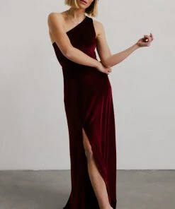 BB Custom Tatiana Velvet One Shoulder Maxi Dress | Merlot Dresses 29 BB Custom Tatiana Velvet One Shoulder Maxi Dress | Merlot Dresses