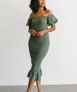 RR Dresses Alana Smocked Midi Dress | Green 11 RR Dresses Alana Smocked Midi Dress | Green