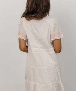 POL Alexis Embroidered Baby Doll Dress | Natural