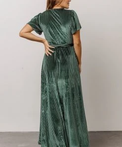 BB Custom Dresses Andi Ribbed Velvet Wrap Dress | Green