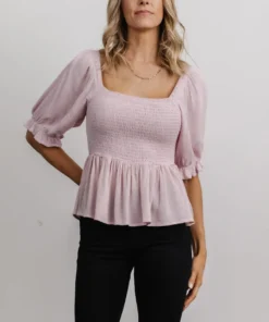 IL Arden Smocked Top | Pale Pink
