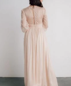 Soi Dresses Azariah Shimmer Maxi Dress | Champagne