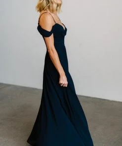 Soi Bianca Lace Maxi Dress | Navy