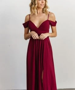 Soi Dresses Bianca Lace Maxi Dress | Wine