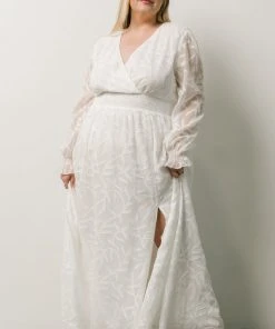 BB Custom Bridget Textured Maxi Dress | White Dresses 26 BB Custom Bridget Textured Maxi Dress | White Dresses