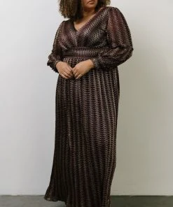 Soi Dresses Bronson Shimmer Gown | Mulberry + Gold