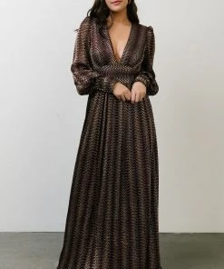 Soi Dresses Bronson Shimmer Gown | Mulberry + Gold