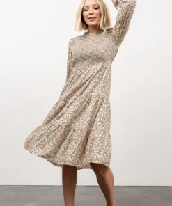 HAY Dresses Cambri Smocked Midi Dress | Beige Floral 3 HAY Dresses Cambri Smocked Midi Dress | Beige Floral
