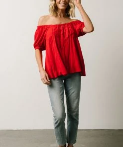 IL Cielo Embroidered Top | Cherry Red