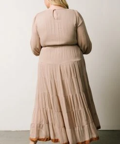 IL Dresses Colbie Tiered Maxi Dress | Taupe