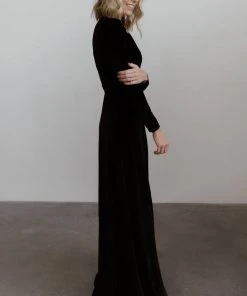 BB Custom Esmerelda Velvet Wrap Maxi Dress | Black Dresses