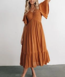 IL Felicity Smocked Dress | Camel Dresses