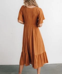 IL Felicity Smocked Dress | Camel Dresses