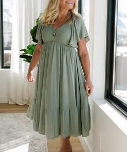 IL Felicity Smocked Dress | Sage Dresses