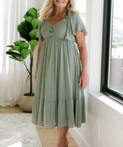 IL Felicity Smocked Dress | Sage Dresses