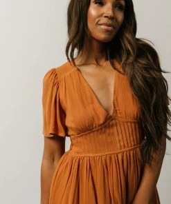 IL Fiona Pintuck Pleat Mini Dress | Camel