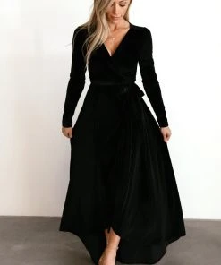 BB Custom Jada Ribbed Velvet Wrap Dress | Black Dresses