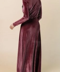 BB Custom Jada Ribbed Velvet Wrap Dress | Dark Rose