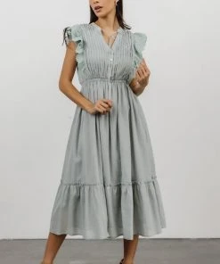 IL Dresses Kaitlyn Pintuck Dress | Light Sage