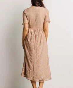 POL Dresses Kody Lace Dress | Sand