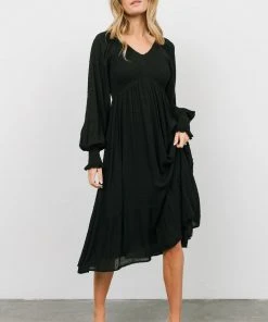 IL Lainey Smocked Dotted Midi Dress | Black