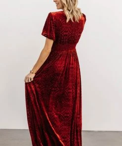 BB Custom Leslie Embossed Velvet Maxi | Crimson Dresses