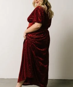 BB Custom Leslie Embossed Velvet Maxi | Crimson Dresses