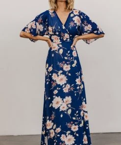 Soi Lilly Wrap Maxi Dress | Blue Floral 24 Soi Lilly Wrap Maxi Dress | Blue Floral