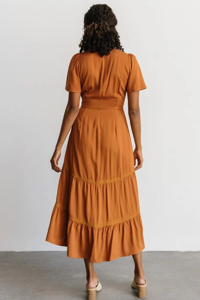 POL Dresses Lumi Tiered Maxi Dress | Nutmeg 2 POL Dresses Lumi Tiered Maxi Dress | Nutmeg