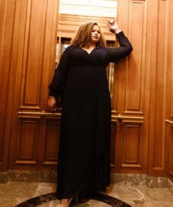 RR Lydia Maxi Dress | Navy Dresses