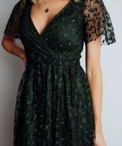 BB Custom Marseille Embossed Maxi Dress | Green