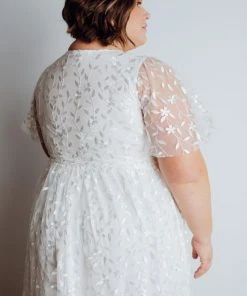 BB Custom Marseille Embossed Maxi Dress | White Dresses