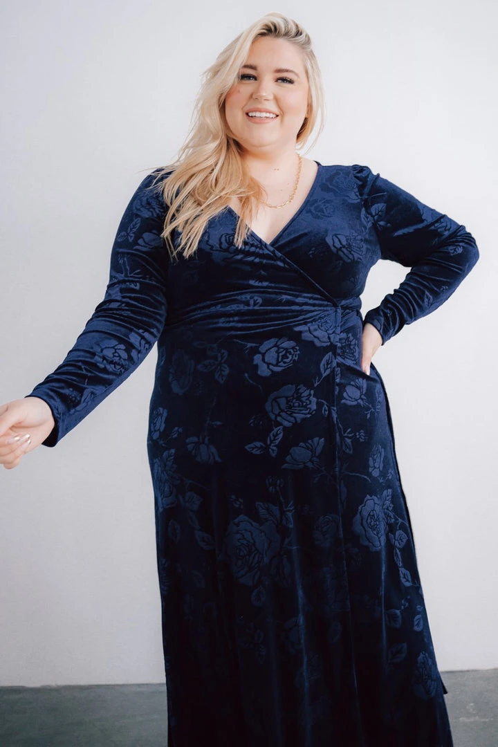 BB Custom Dresses Matthews Embossed Velvet Maxi Dress | Navy BB Custom Dresses Matthews Embossed Velvet Maxi Dress | Navy