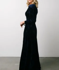 BB Custom Dresses Matthews Embossed Velvet Maxi Dress | Navy 8 BB Custom Dresses Matthews Embossed Velvet Maxi Dress | Navy