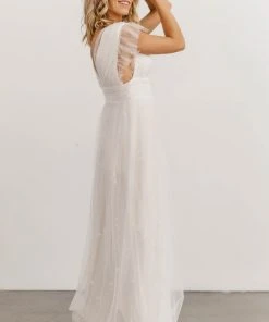 Soi Dresses Nova Shimmer Maxi Dress | White