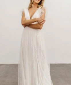 Soi Dresses Nova Shimmer Maxi Dress | White