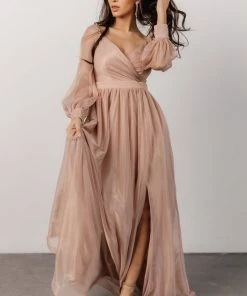 Soi Octavia Shimmer Gown | Blush
