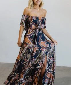 Soi Dresses Rhonda Paisley Print Maxi Dress | Dark Blue