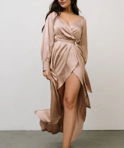 DD Rogue Tulip High Low Dress | Champagne