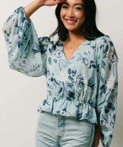 SL Tops Rosie Top | Light Blue Floral
