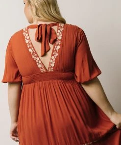 IL Santa Fe Embroidered Dress | Rust