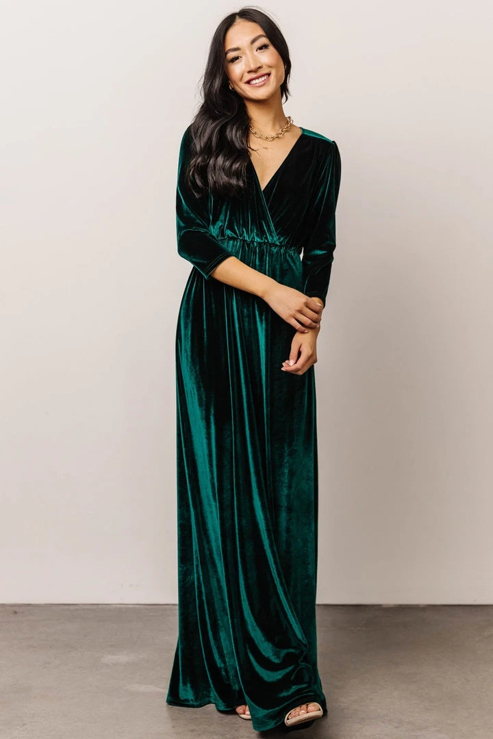 BB Custom Dresses Sofia Velvet Maxi Dress | Emerald 1 BB Custom Dresses Sofia Velvet Maxi Dress | Emerald