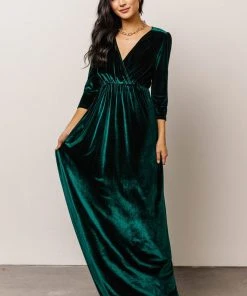 BB Custom Dresses Sofia Velvet Maxi Dress | Emerald 9 BB Custom Dresses Sofia Velvet Maxi Dress | Emerald