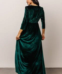 BB Custom Dresses Sofia Velvet Maxi Dress | Emerald 8 BB Custom Dresses Sofia Velvet Maxi Dress | Emerald