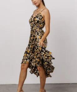 BB Custom Steffi Tulip Wrap Dress | Black Floral