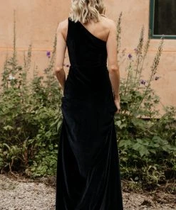 BB Custom Tatiana Velvet One Shoulder Maxi Dress | Black