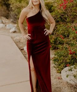 BB Custom Tatiana Velvet One Shoulder Maxi Dress | Merlot Dresses