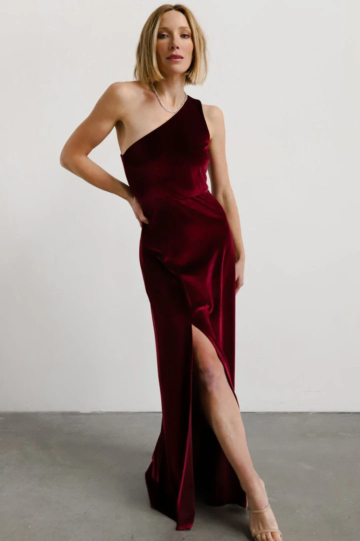 BB Custom Tatiana Velvet One Shoulder Maxi Dress | Merlot Dresses 6 BB Custom Tatiana Velvet One Shoulder Maxi Dress | Merlot Dresses